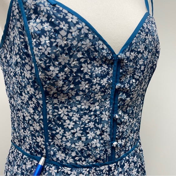 ALI & JAY Lagoon Stolls Blue Floral Wide-Leg Jumpsuit, size large. Damage flaws - Picture 7 of 17